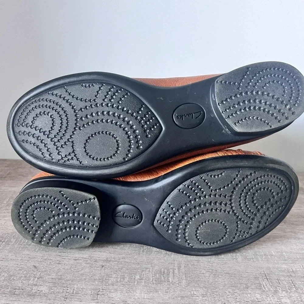 Clark’s Leather Flats